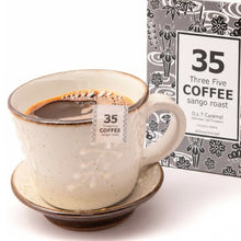 画像をギャラリービューアに読み込む, 35コーヒー OLTスペシャル テトラバック Caramel 2g×5P | Three Five COFFEE O.L.T SPECIAL(OLTスペシャル キャラメル) ドリップコーヒー テトラバッグ ティーバッグタイプ 35COFFEE サンゴ 環境保護 ギフト お中元 お歳暮