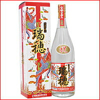 瑞穂 金箔入り古酒 25度 1800ml